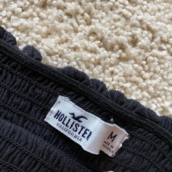 Hollister off the shoulder black top - Picture 2 of 6